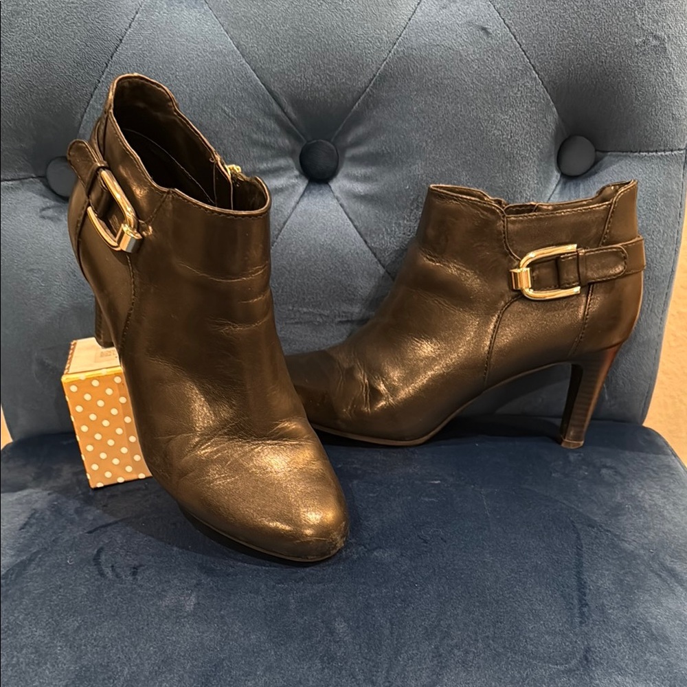 Bandolino Black Ankle Booties with Chic Buckle Detail